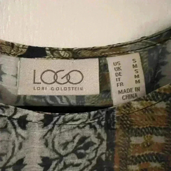 Beautiful flowy top size Small boho style (J140) - Picture 2 of 4